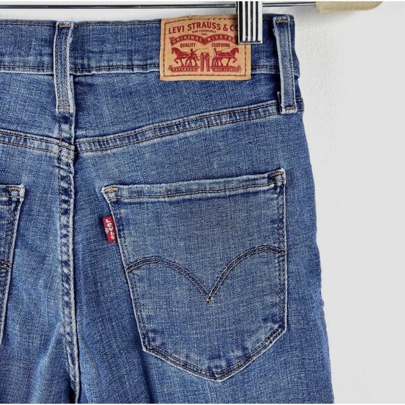 Levi's 724 High-Rise Straight Crop Jeans 27 Distressed Raw Hem - Picture 7 of 9